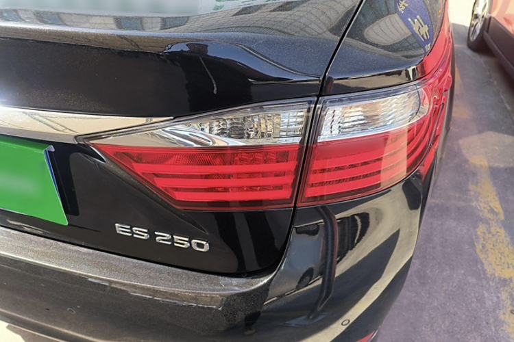 Used Lexus ES 2014 250 Comfort Edition Exterior 6