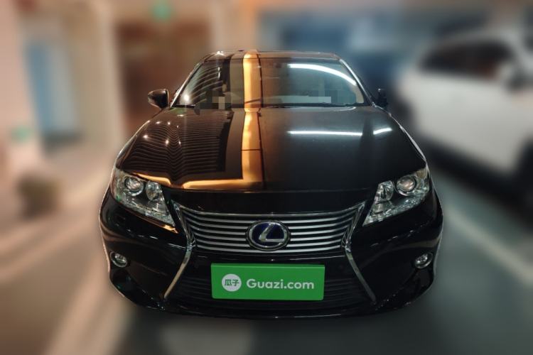 Used Lexus ES 2014 300h Elite Edition Front