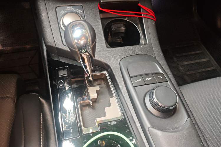 Used Lexus ES 2014 250 Elite Edition Gear Lever