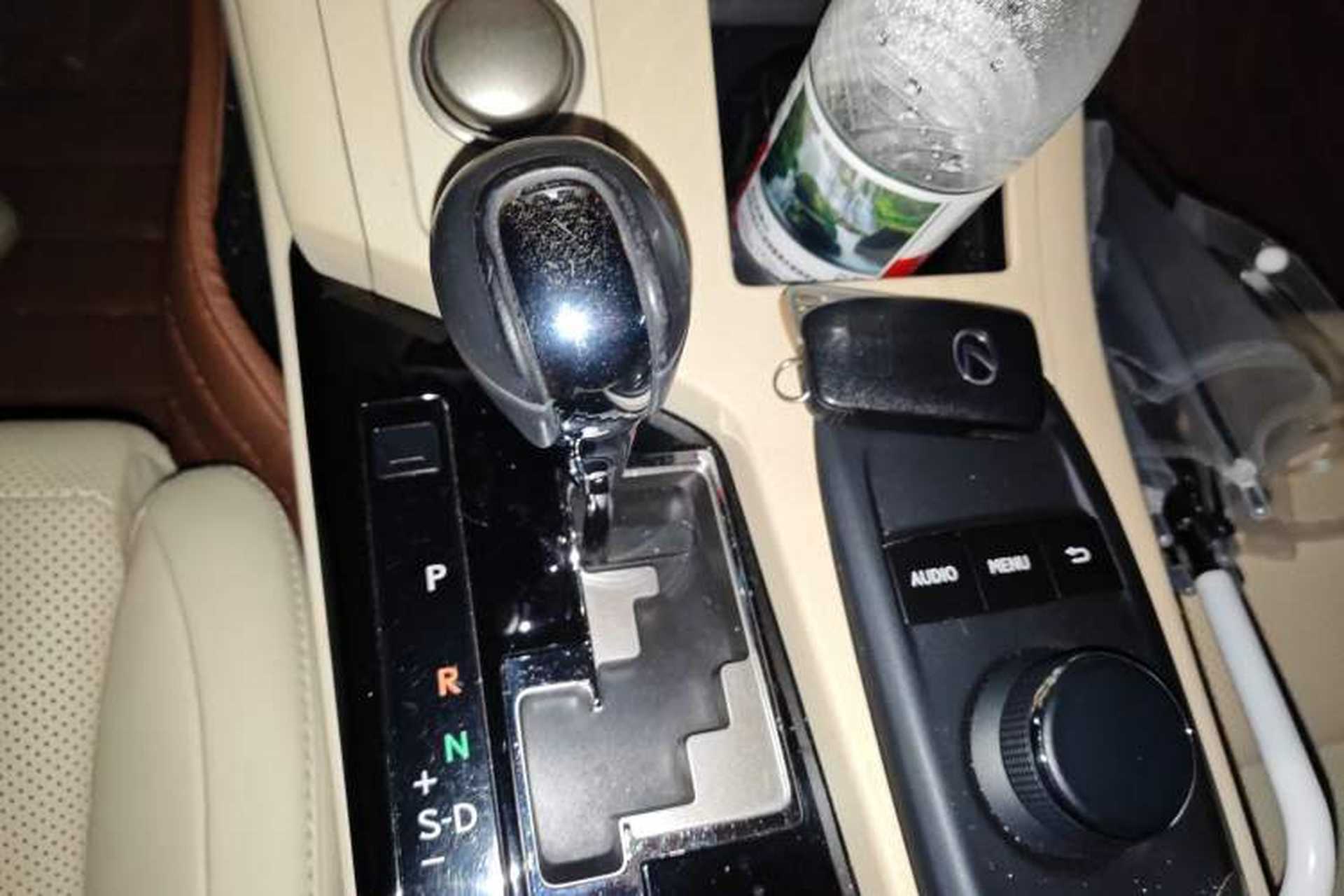 Used Lexus ES 2014 250 Elite Edition Gear Lever