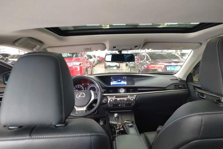 Used Lexus ES 2014 250 Elite Edition Headliner