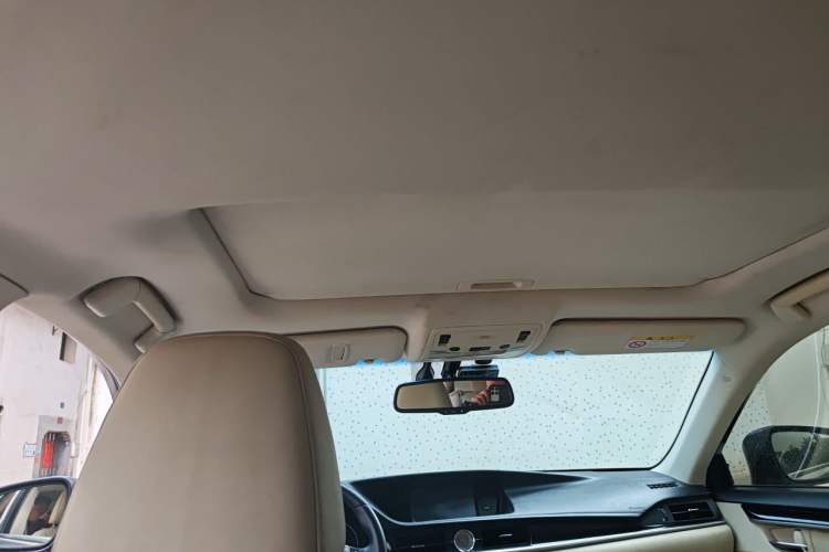 Used Lexus ES 2014 300h Elite Edition Headliner