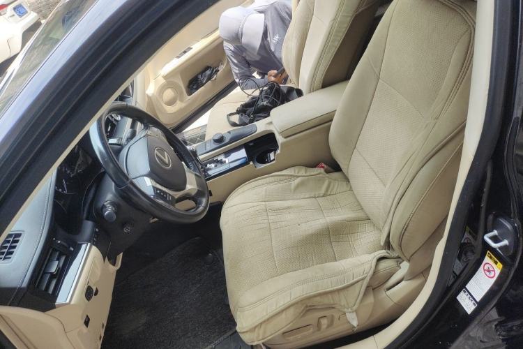 Used Lexus ES 2014 300h Elite Edition Left Front Seat