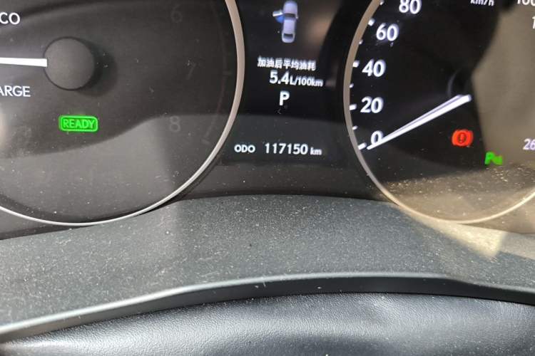 Used Lexus ES 2014 300h Elite Edition Odometer Close Up