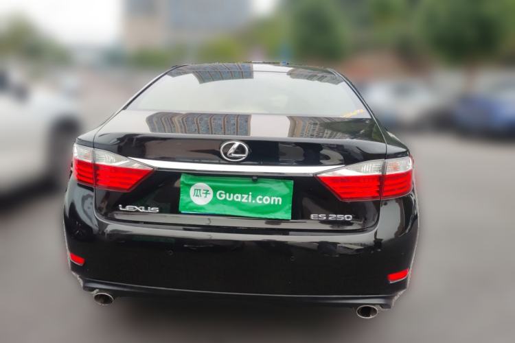 Used Lexus ES 2014 250 Elite Edition Rear