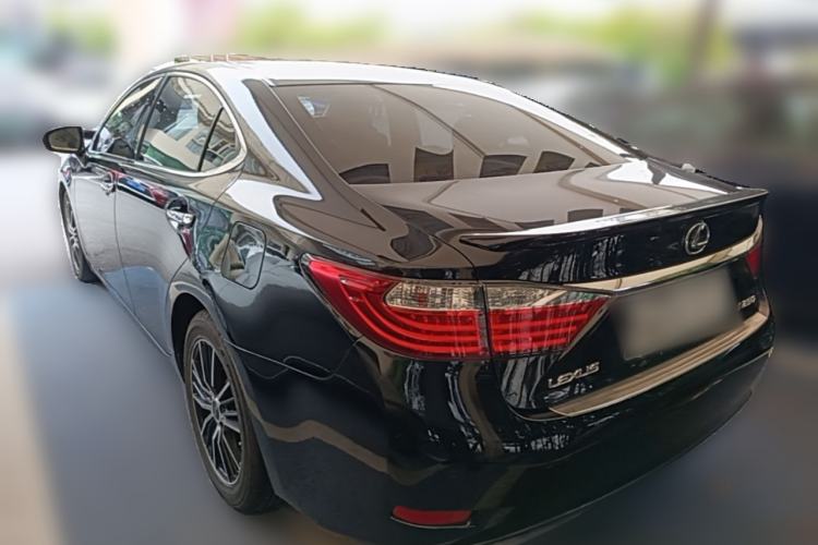 Used Lexus ES 2014 250 Elite Edition Rear Left 45 Deg