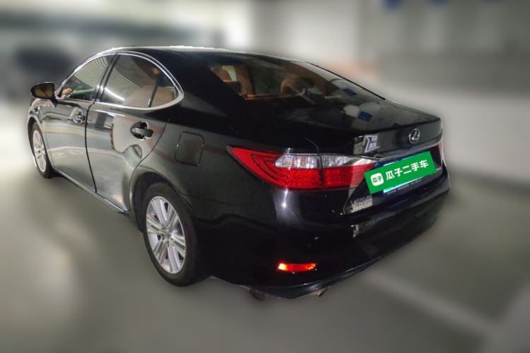 Used Lexus ES 2014 250 Elite Edition Rear Left 45 Deg