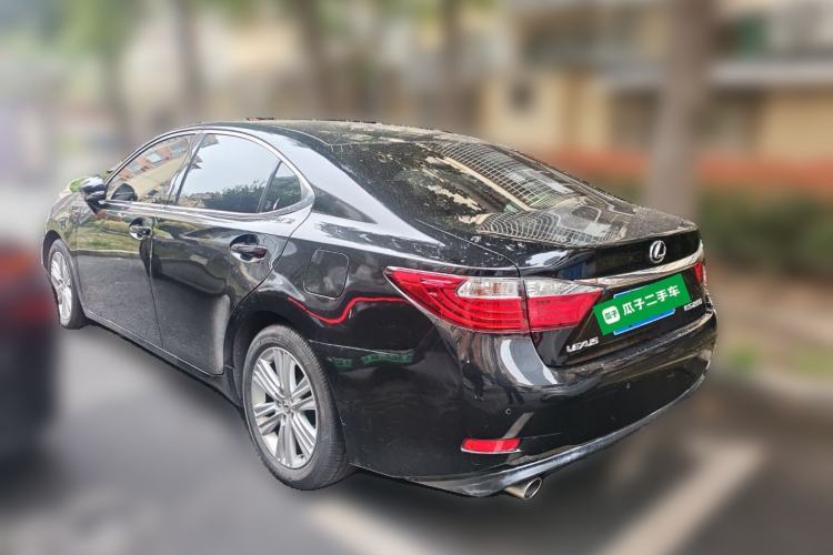 Used Lexus ES 2014 250 Elite Edition Rear Left 45 Deg
