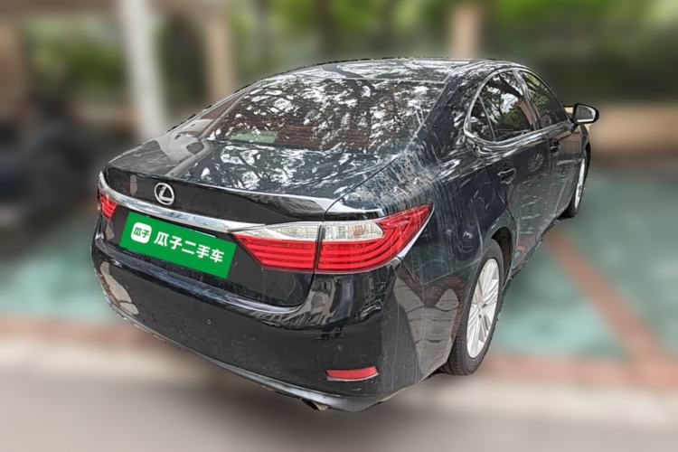 Used Lexus ES 2014 250 Elite Edition Rear Right 45 Deg