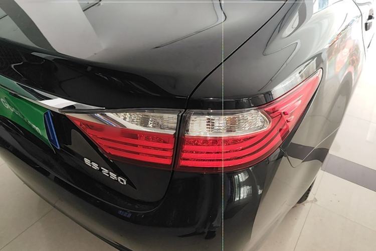 Used Lexus ES 2014 250 Elite Edition Right Rear Taillight