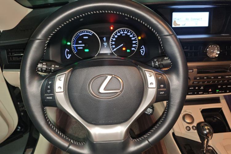 Used Lexus ES 2014 300h Elite Edition Steering Wheel