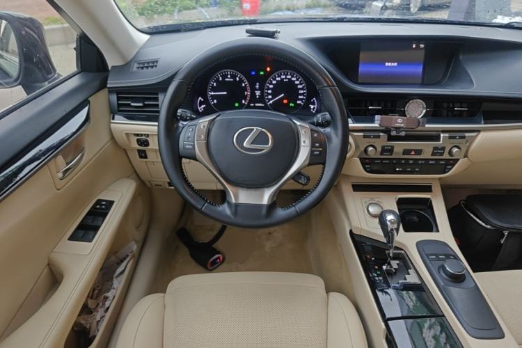 Used Lexus ES 2014 250 Elite Edition Steering Wheel