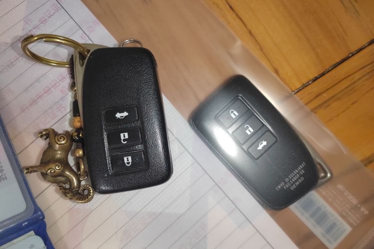 Used Lexus ES 2014 250 Elite Edition Vehicle Key
