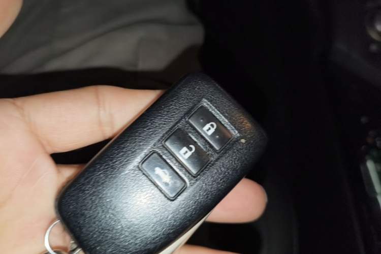 Used Lexus ES 2014 300h Elite Edition Vehicle Key
