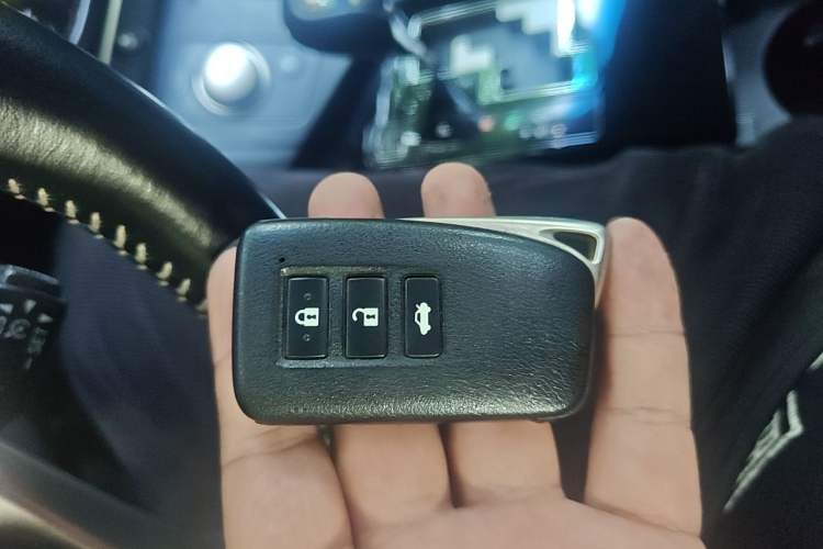Used Lexus ES 2014 250 Elite Edition Vehicle Key