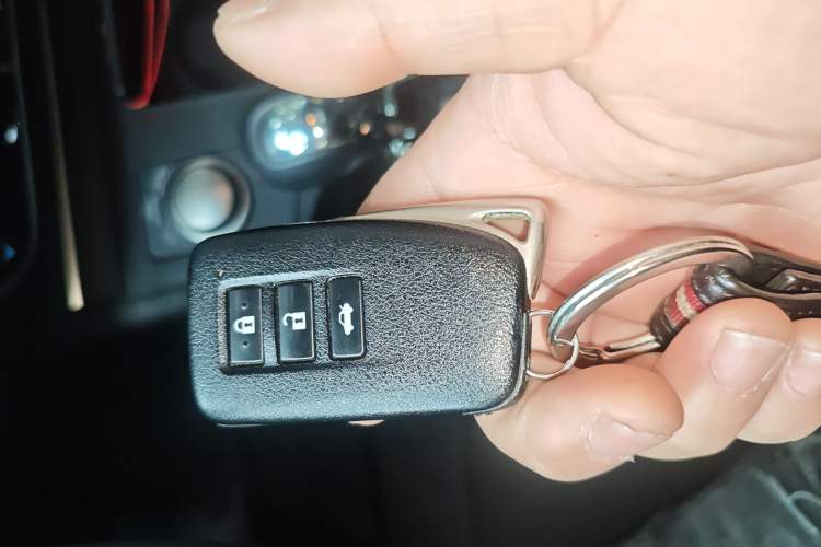 Used Lexus ES 2014 250 Elite Edition Vehicle Key