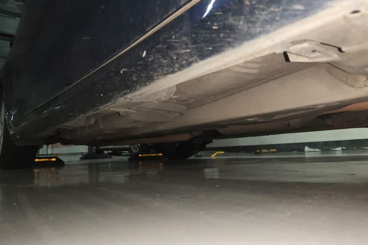 Used Lexus ES 2014 300h Elite Edition Chassis Front Right