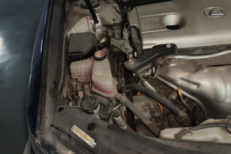Used Lexus ES 2014 300h Elite Edition Engine Bay Right