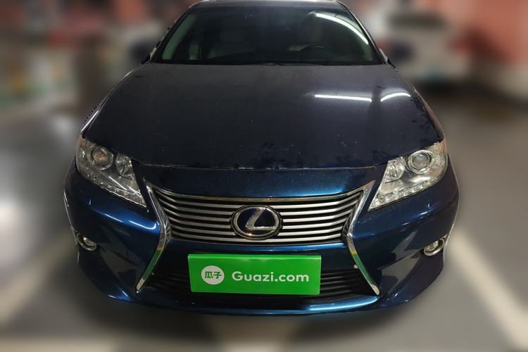 Used Lexus ES 2014 300h Elite Edition Front