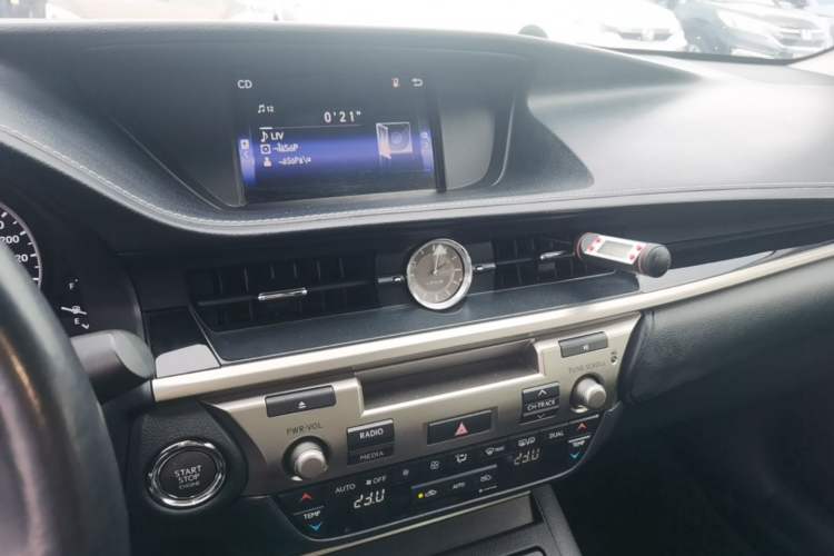 Used Lexus ES 2014 250 Elite Edition Audio And AC Panel