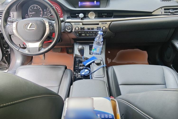 Used Lexus ES 2014 250 Elite Edition Center Console
