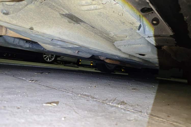 Used Lexus ES 2014 300h Elite Edition Chassis Front Left