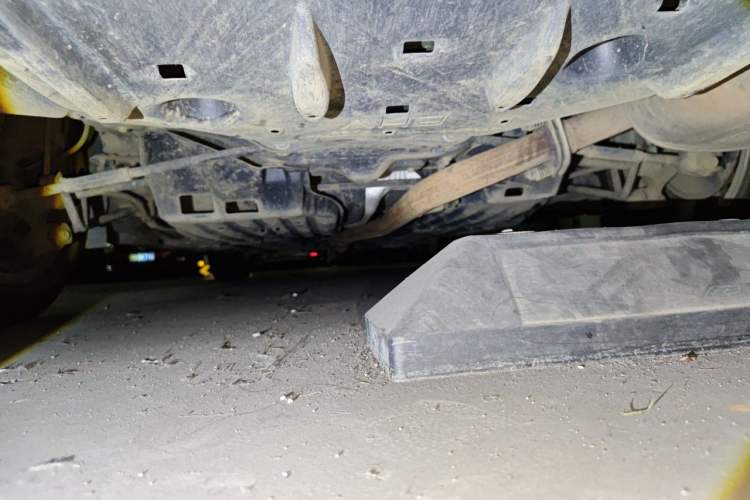 Used Lexus ES 2014 300h Elite Edition Chassis Rear