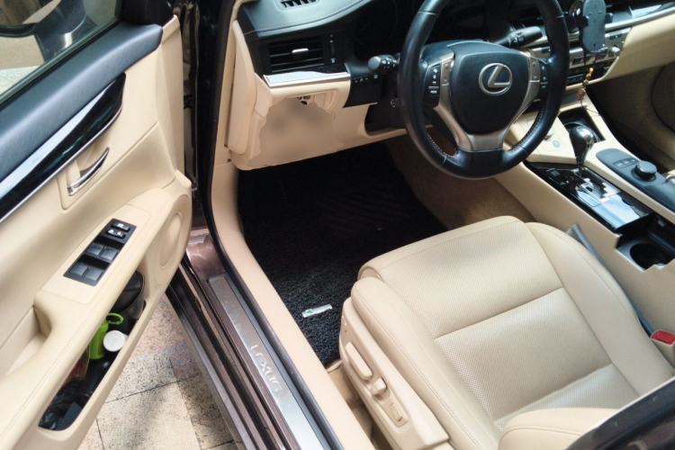 Used Lexus ES 2014 250 Elite Edition Driver Seat