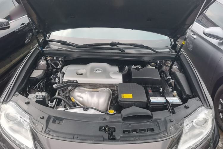 Used Lexus ES 2014 250 Elite Edition Engine Bay