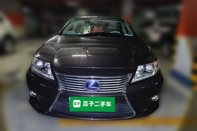 Used Lexus ES 2014 300h Elite Edition Front