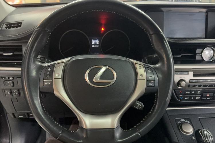 Used Lexus ES 2014 250 Elite Edition Steering Wheel