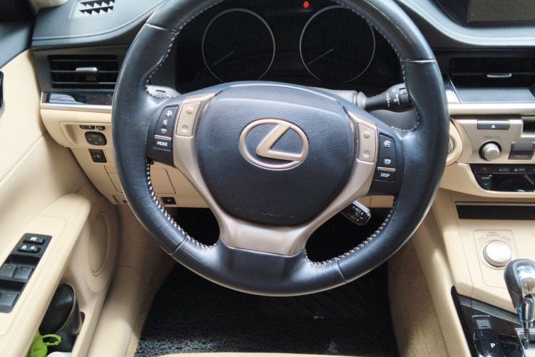 Used Lexus ES 2014 250 Elite Edition Steering Wheel