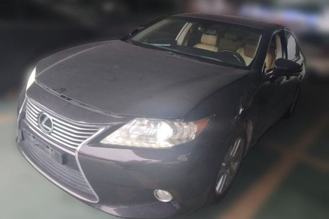 Ojetý Lexus ES 2014 250 Elite Edition