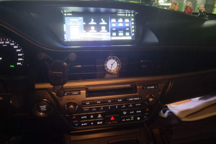 Used Lexus ES 2014 250 Elite Edition Audio And AC Panel