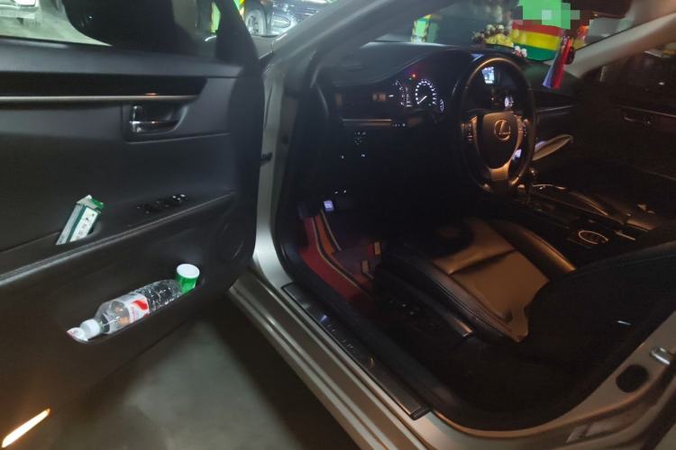 Used Lexus ES 2014 250 Elite Edition Driver Seat