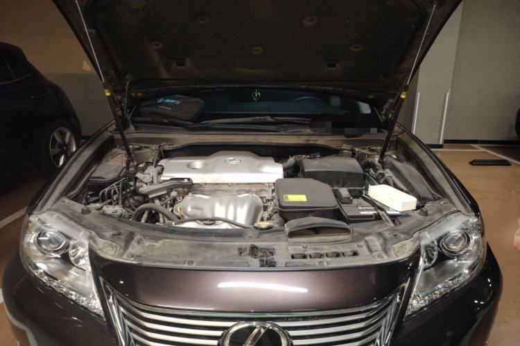 Used Lexus ES 2014 250 Elite Edition Engine Bay