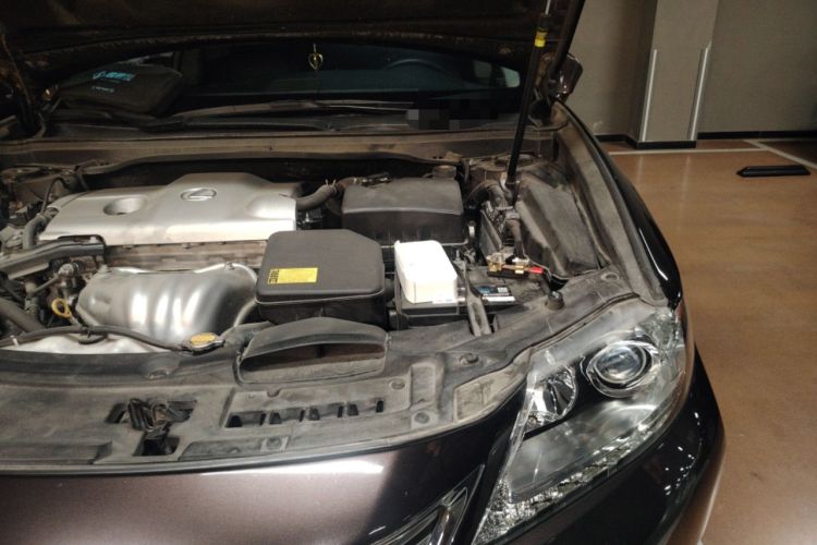 Used Lexus ES 2014 250 Elite Edition Engine Bay Left