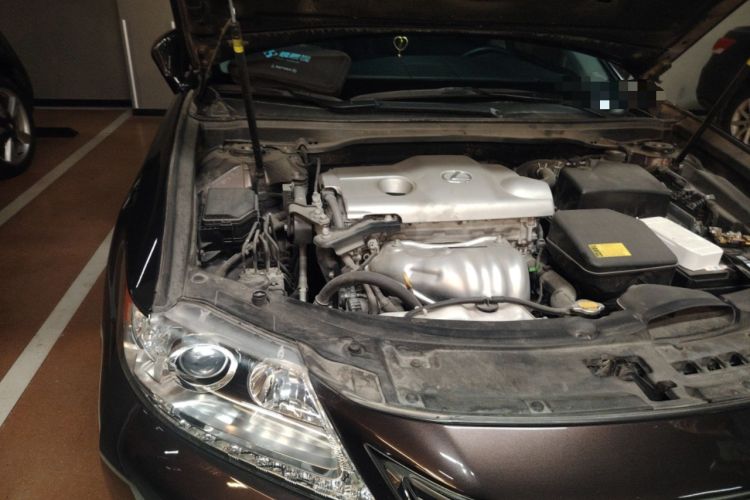 Used Lexus ES 2014 250 Elite Edition Engine Bay Right