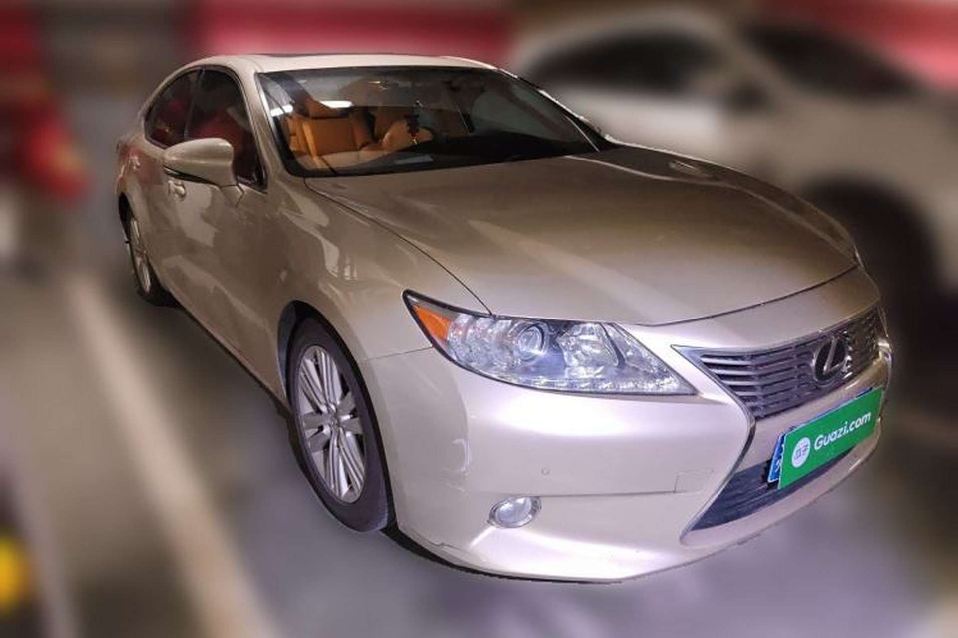 Used Lexus ES 2014 250 Elite Edition Front Right 45 Deg