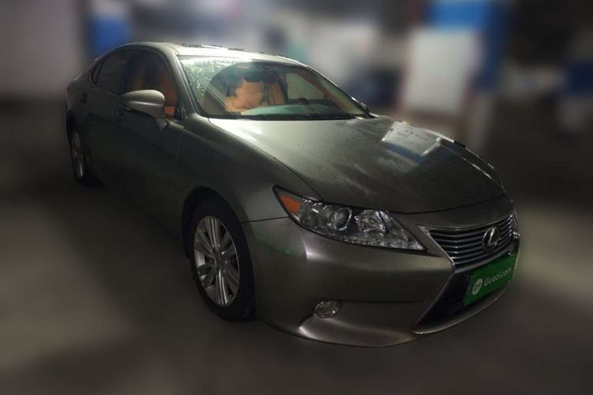 Used Lexus ES 2014 250 Elite Edition Front Right 45 Deg