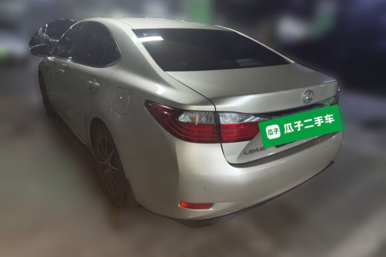 Used Lexus ES 2014 250 Elite Edition Rear Left 45 Deg