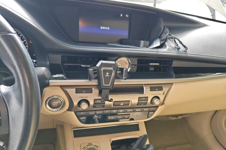Used Lexus ES 2014 250 Elite Edition Audio And AC Panel