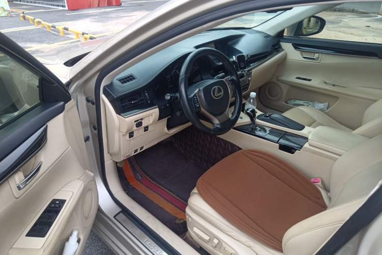 Used Lexus ES 2014 250 Elite Edition Driver Seat