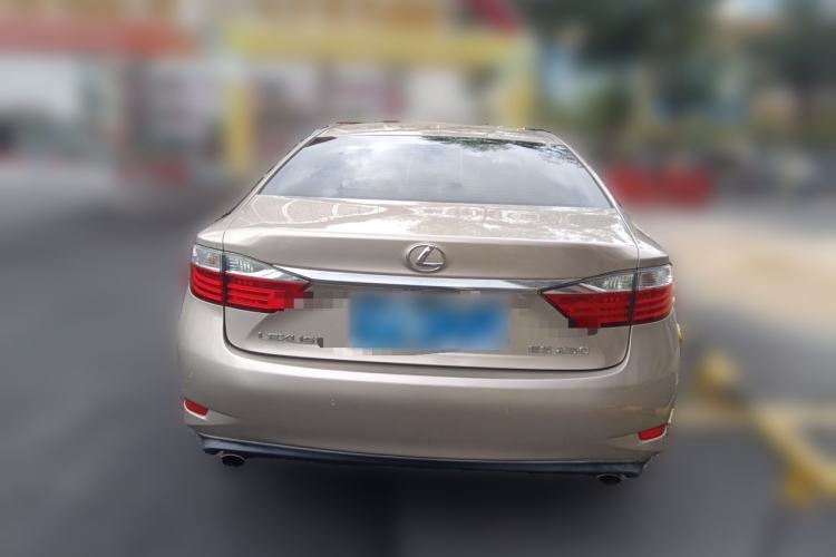 Used Lexus ES 2014 250 Elite Edition Rear