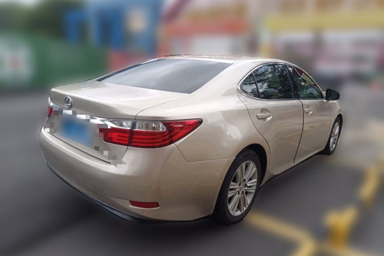 Used Lexus ES 2014 250 Elite Edition Rear Right 45 Deg