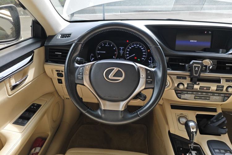Used Lexus ES 2014 250 Elite Edition Steering Wheel