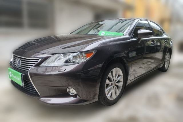 Used Lexus ES 2014 300h Elite Edition