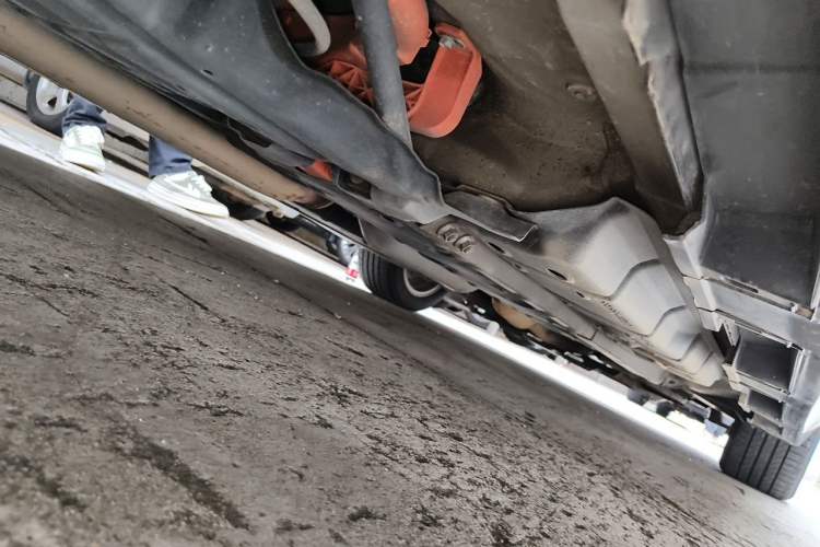 Used Lexus ES 2014 300h Elite Edition Chassis Rear Right