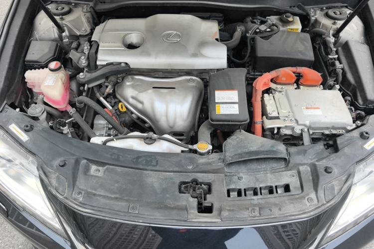 Used Lexus ES 2014 300h Elite Edition Engine Bay