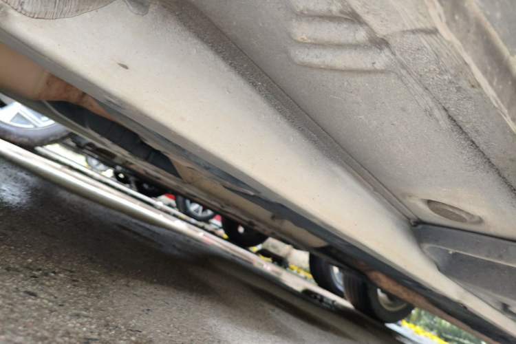 Used Lexus ES 2014 300h Comfort Edition Chassis Front Left